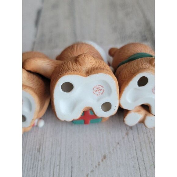 Avon 1990 mini ceramic teddy bear family Christmas candy cane figure set - Picture 7 of 7